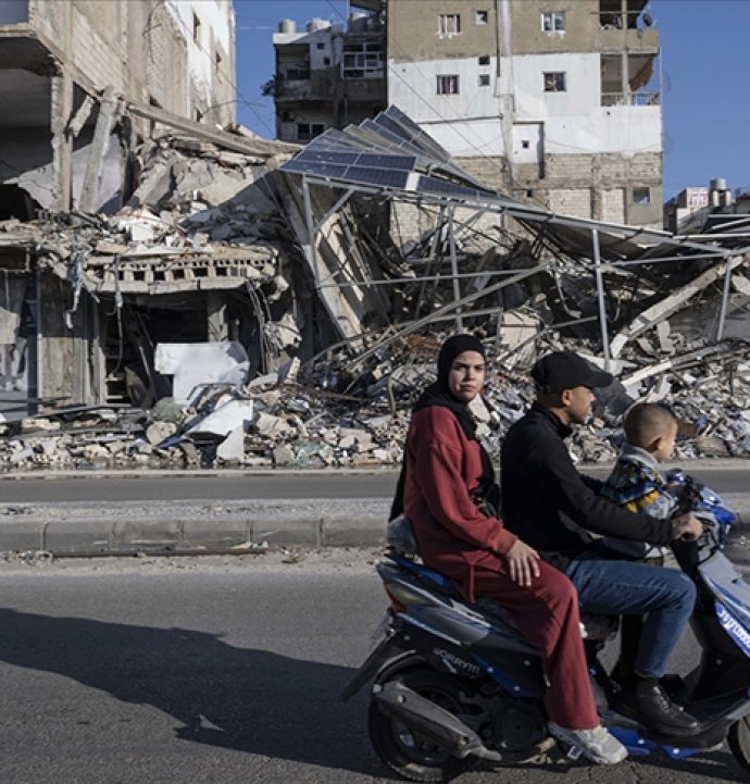 İsrail, Lübnan'da her 5 kişiden 1'ini yerinden etti!