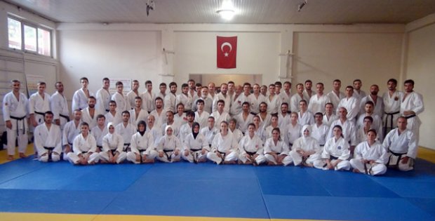 Antrenörlük Kursuna Yoğun Katılım