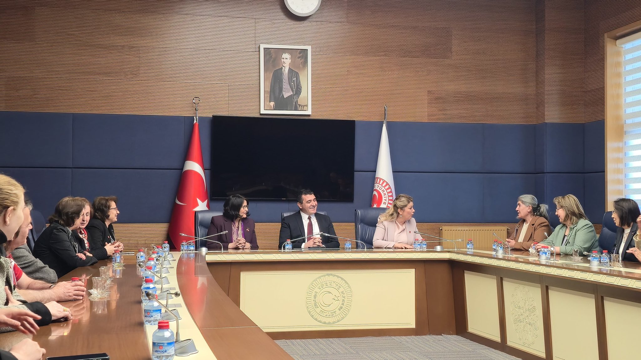 CHP Sivas Kadın Kolları'ndan Ankara çıkarması