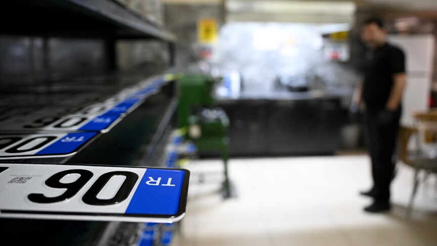 APP plakalarla ilgili flaş gelişme!