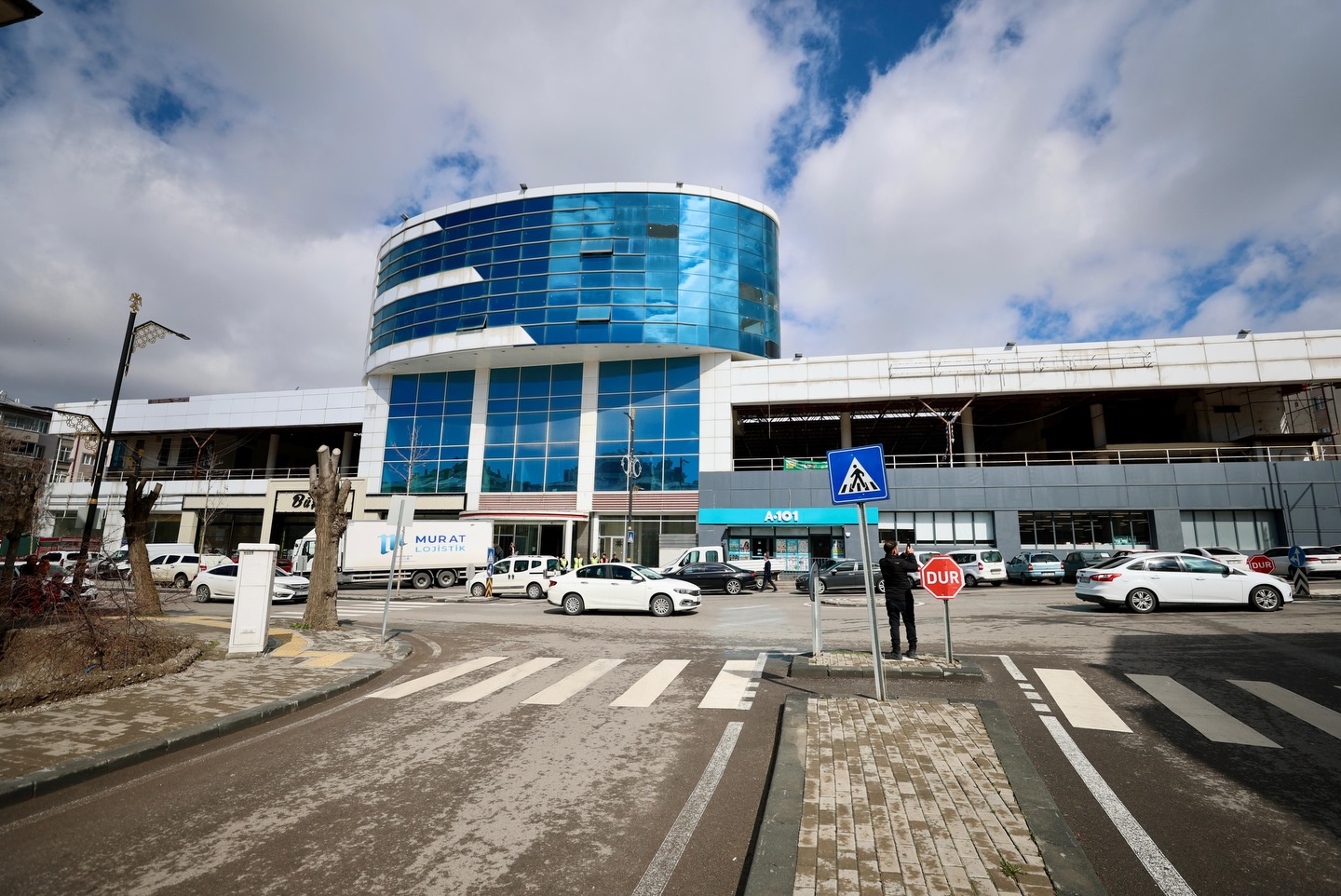 Sivas'ta kaderine terk edilmişti! Kadınlar kültür merkezi oluyor