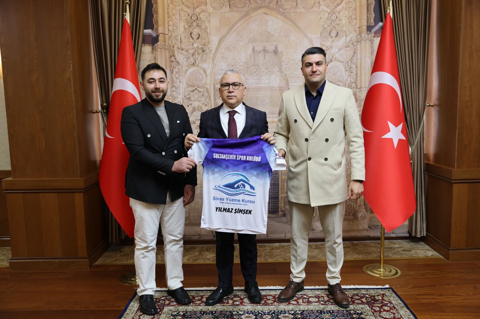 Spor kulübünden valiye ziyaret