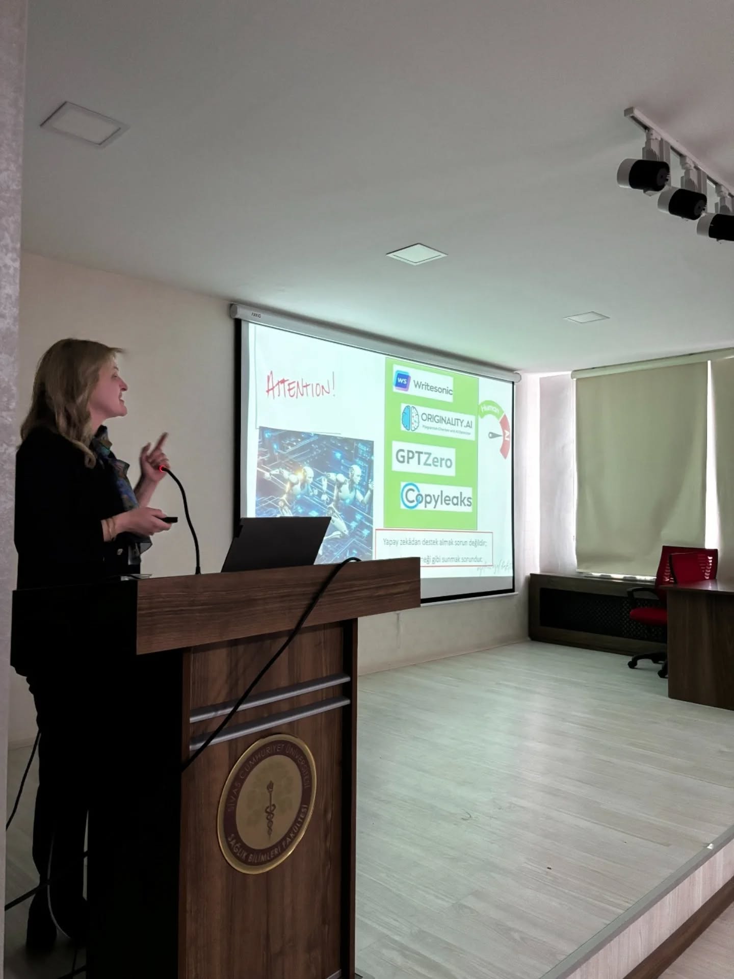 Sivas'ta yapay zekâ ve akademik etik masaya yatırıldı