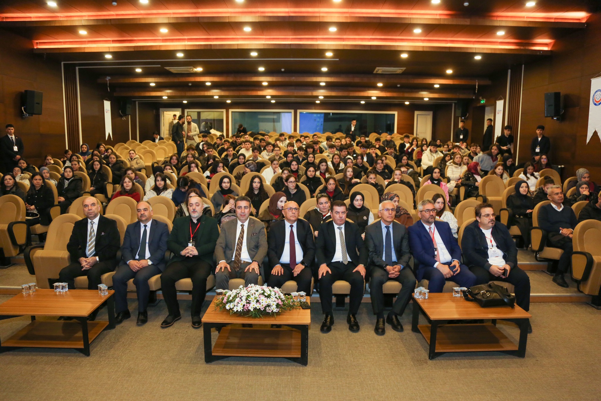 Meslek eğitiminde yapay zekâ vizyonu Sivas’ta masaya yatırıldı