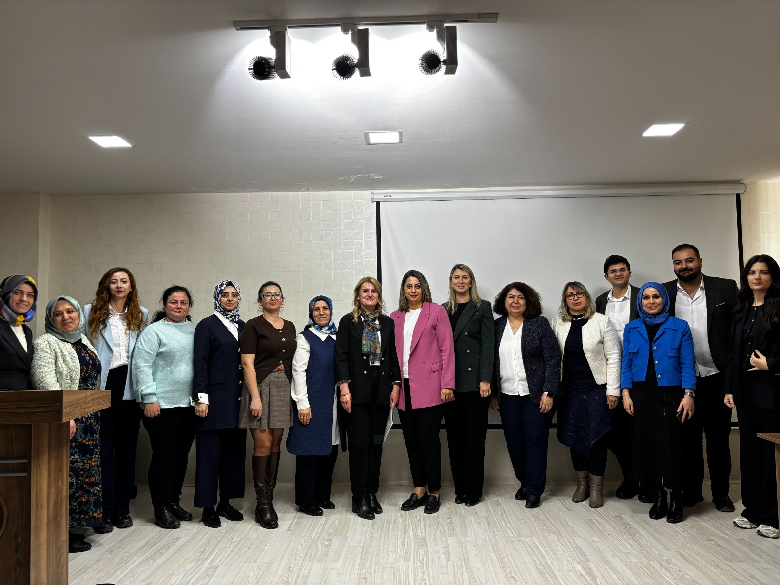 SCÜ'de yapay zekâ ve akademik yazım semineri