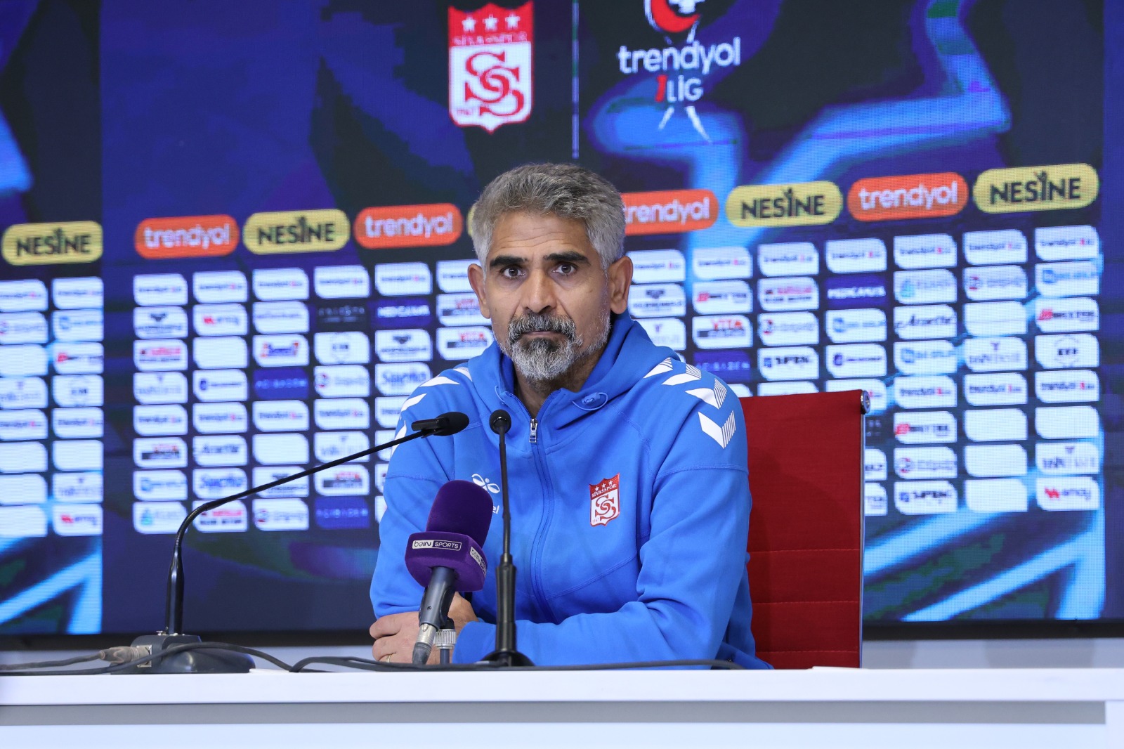 Taşdemir: “Şartlar oluşmazsa durmanın anlamı yok”