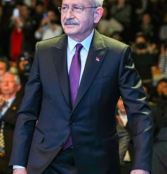 Kemal Kılıçdaroğlu’na “Cumhurbaşkanına hakaret” davasında hapis!