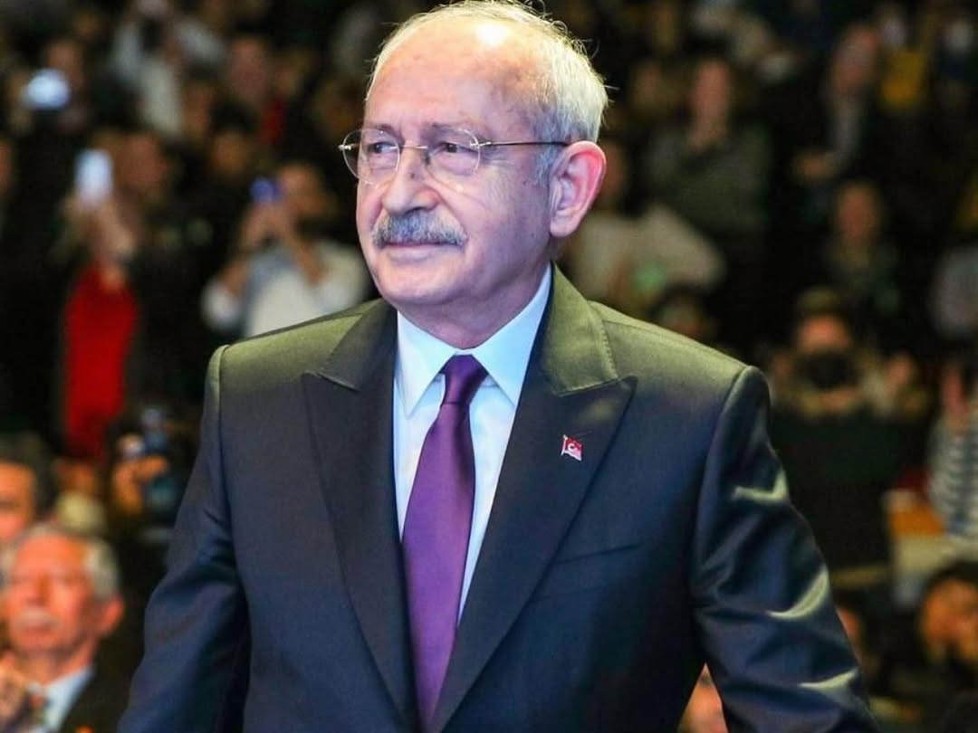 Kemal Kılıçdaroğlu’na “Cumhurbaşkanına hakaret” davasında hapis!