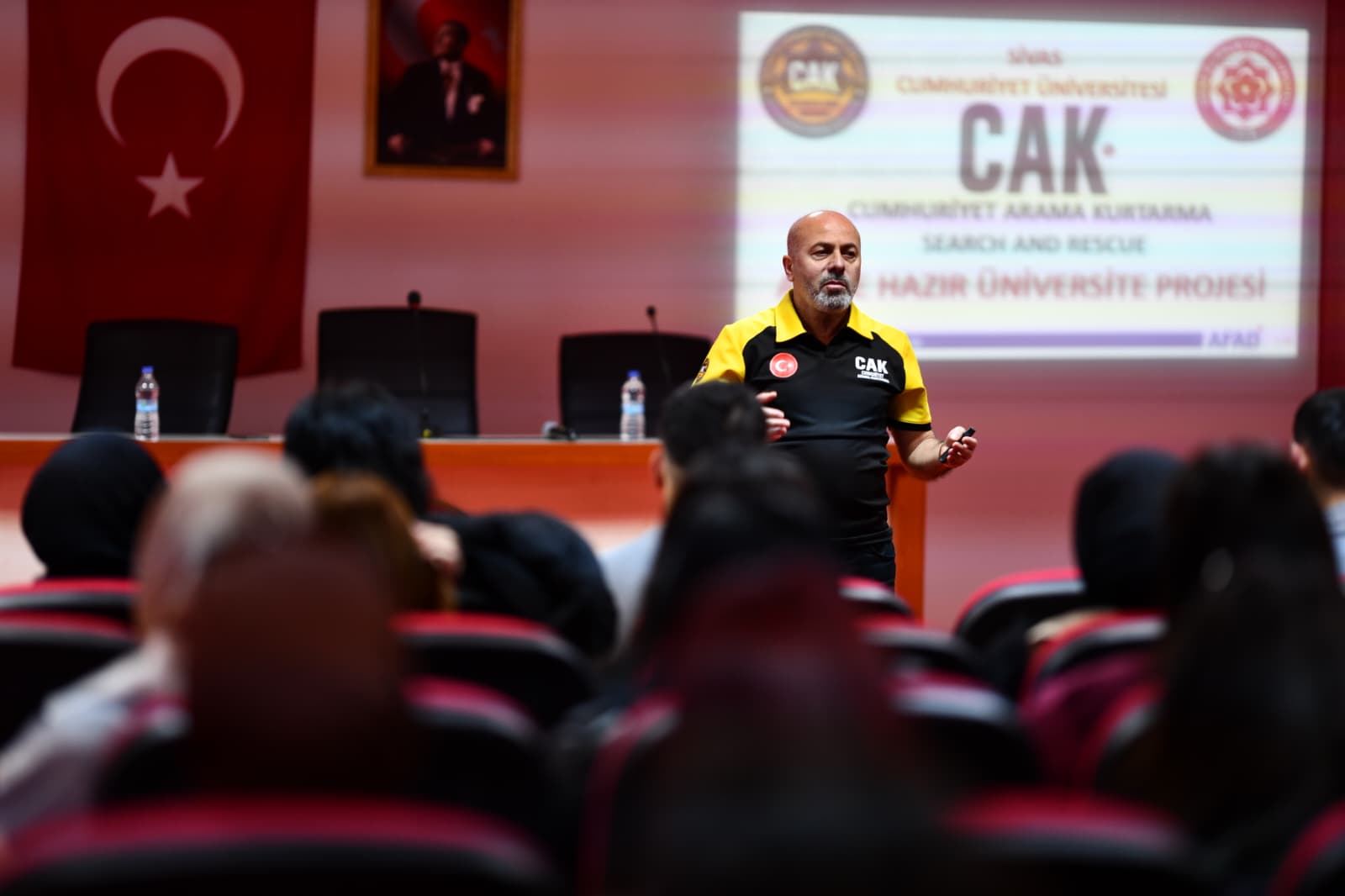 Öğrencilere afet bilinci eğitimi verildi