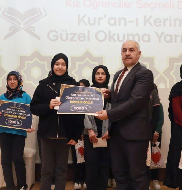 Kur'an bülbülleri yarıştı