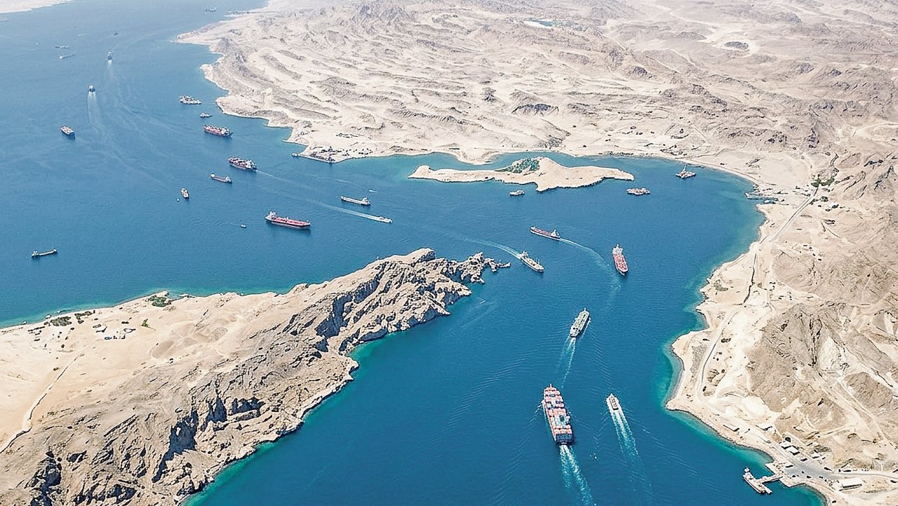 İran, Hürmüz Boğazı’nı yeniden kapattı