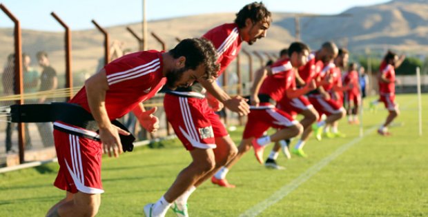 Yiğido Durmadan Çalışıyor