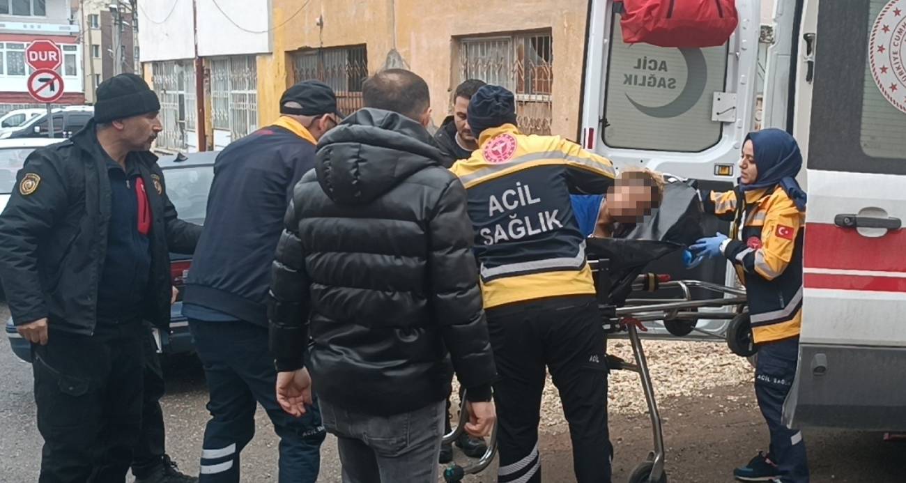 Sivas’ta dehşet! Eşini bıçaklayıp eve kilitledi