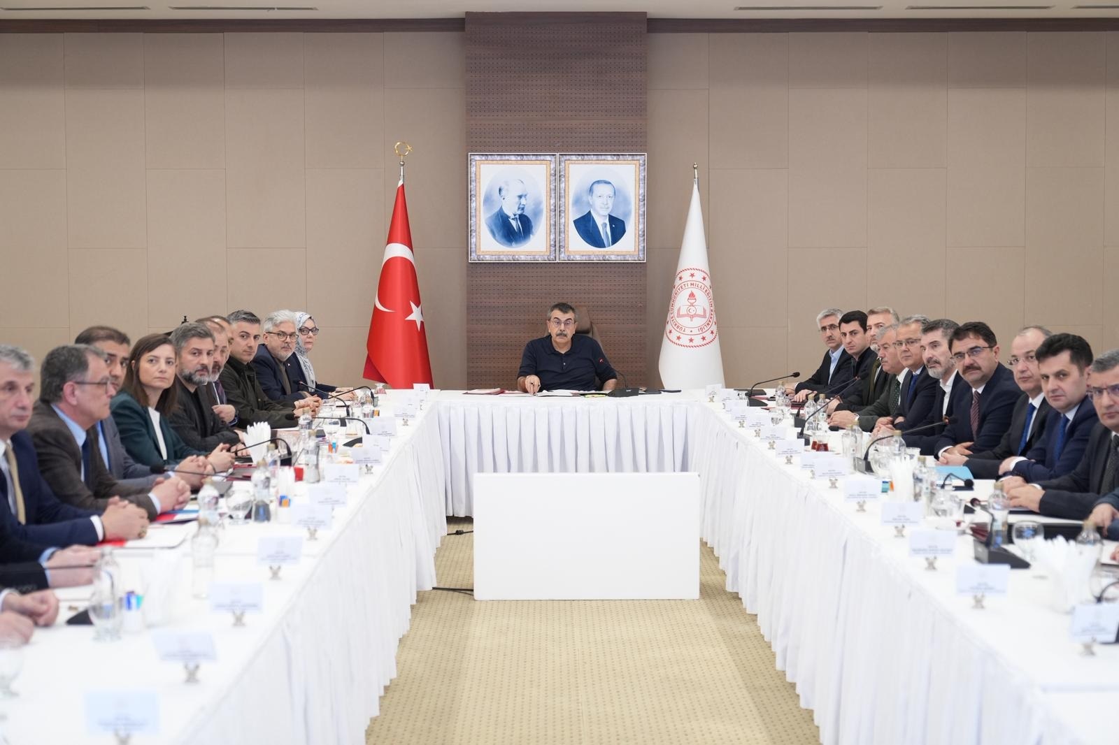 MEB Birim Amirleri Toplantısı, Bakan Tekin başkanlığında yapıldı