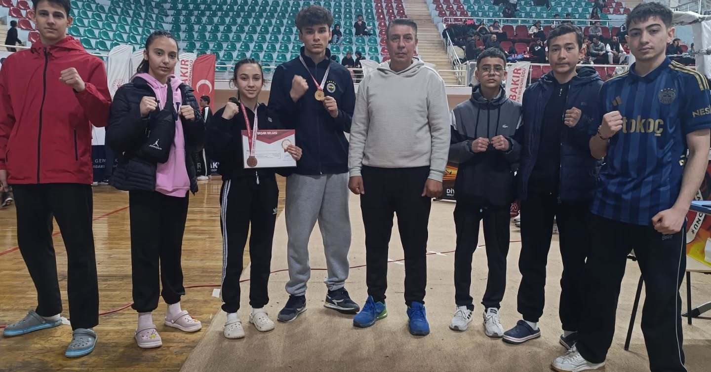 Muaythai’de Sivas rüzgarı: 1 altın, 1 bronz