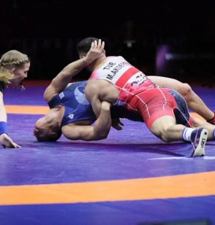 Rıza Kayaalp, Ermeni rakibini 78’inci saniyede tuş etti