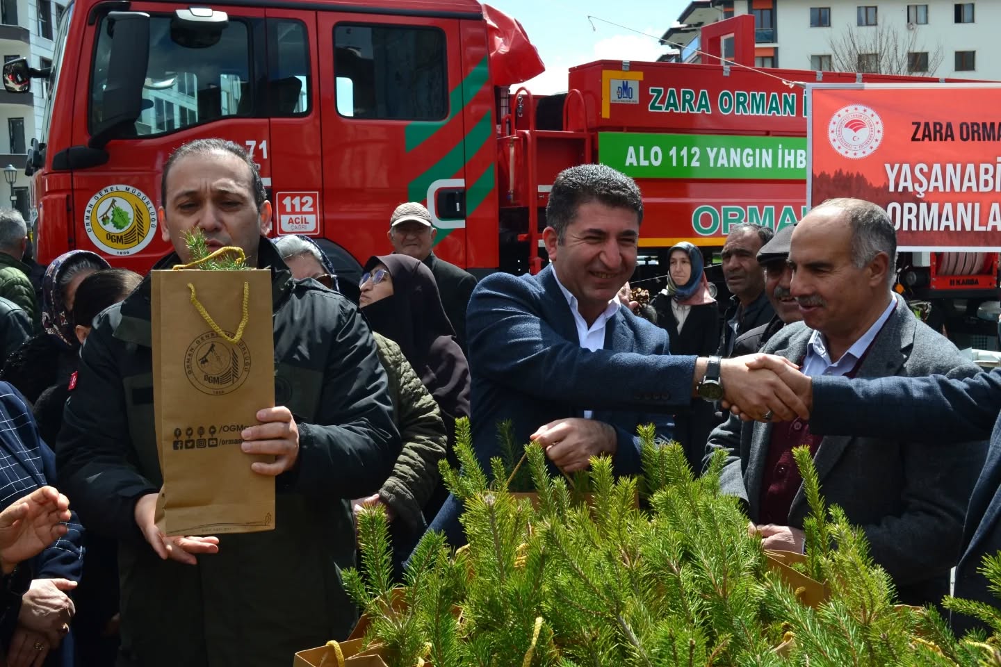 Sivas'ta vatandaşlara ücretsiz fidan desteği