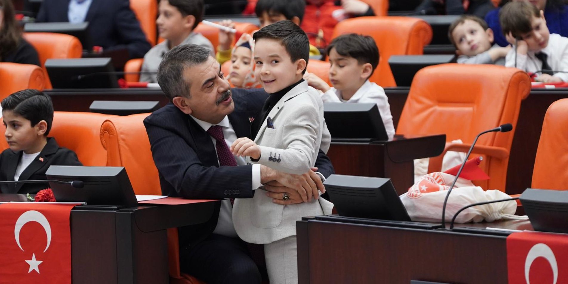 Bakan Tekin: Çocuklarımızın güvenliği için gereken her adım atılacak