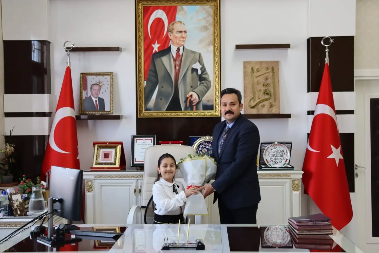 Kaymakamlık koltuğu bir günlüğüne İkranur’a emanet edildi