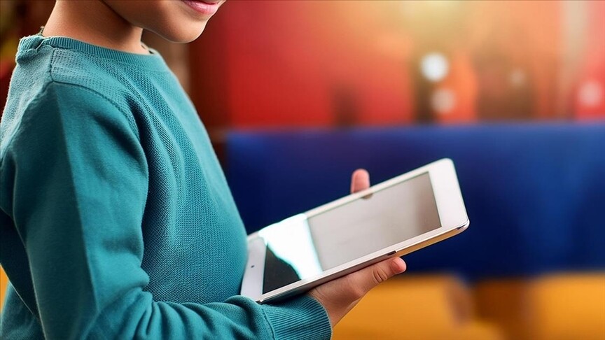 Uzmanlar 'sosyal medya düzenlemesini' değerlendirdi