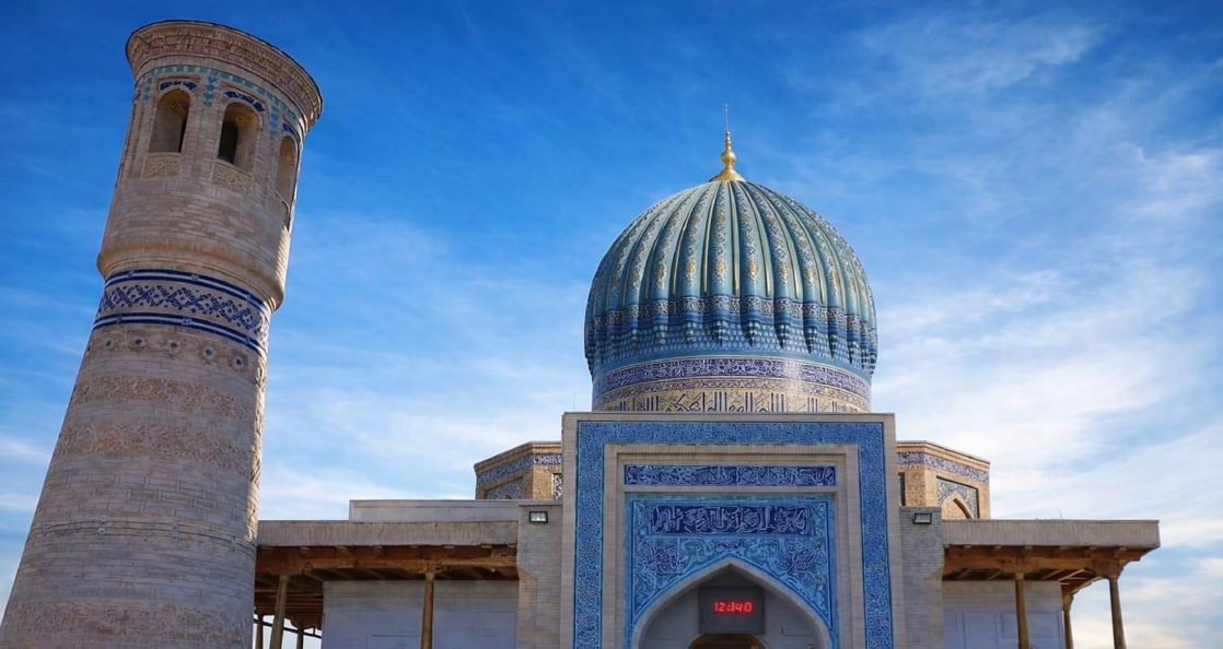 Sivas'a Özbek mimarili cami!