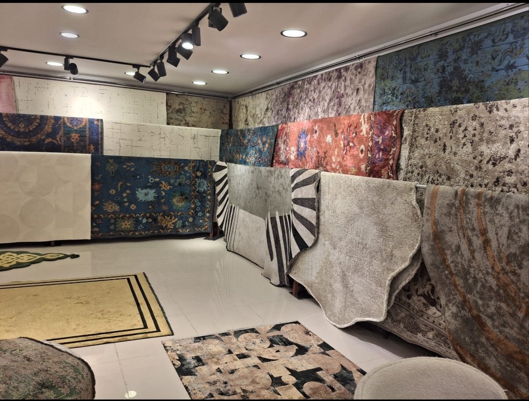 Sivas’ın ilmek ilmek tarihi: Aziz Erdoğan’dan Şark Halı Pazarı’na ziyaret