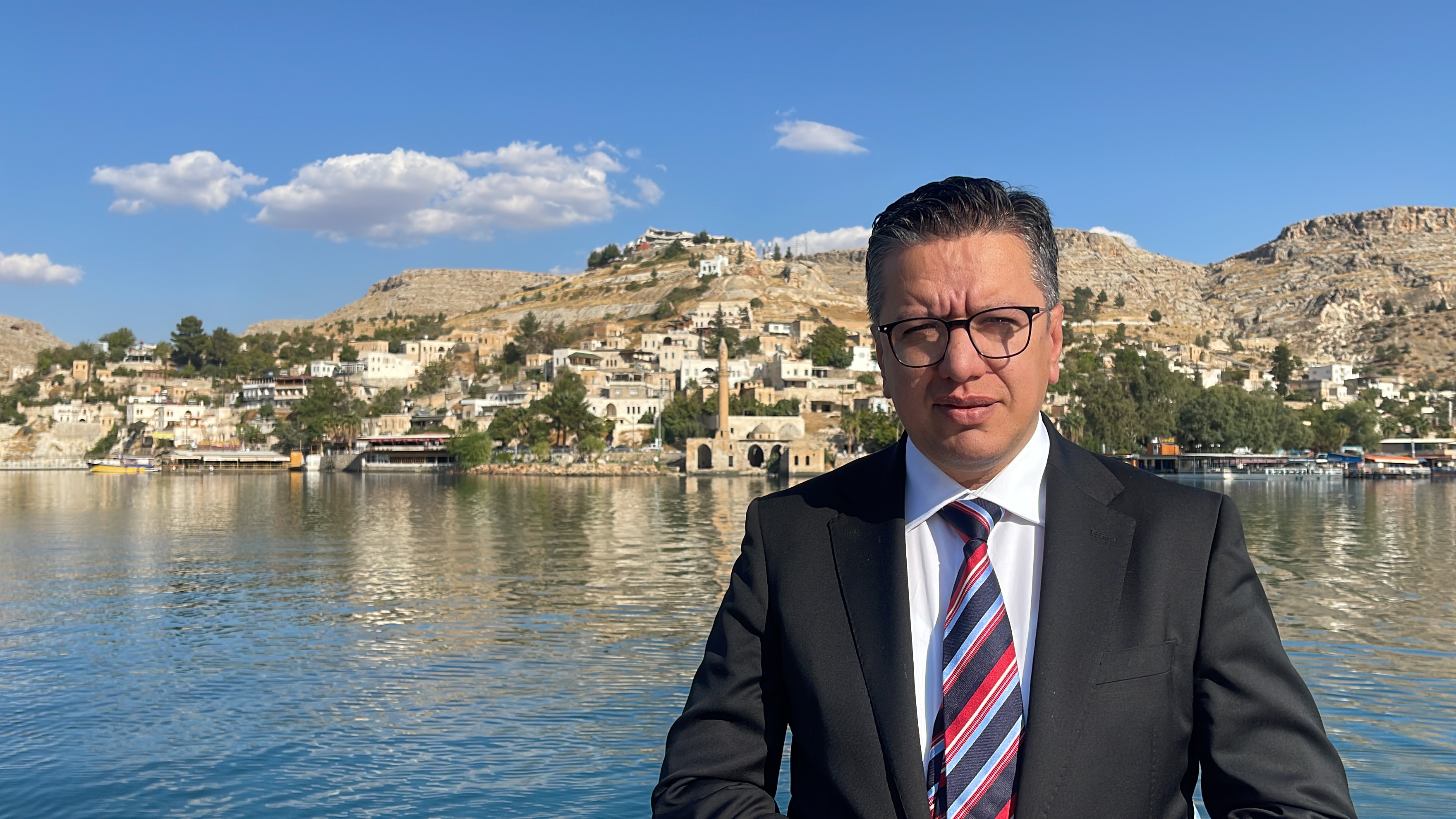 Şanlıurfa'da Halfeti Belediyesi'nde 'yolsuzluk' operasyonu; 49 gözaltı