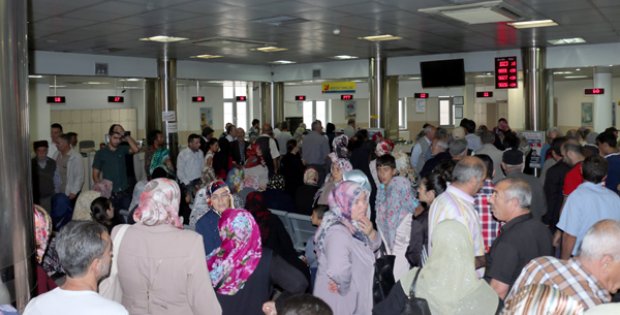 Emeklinin Maaş Kuyruğu