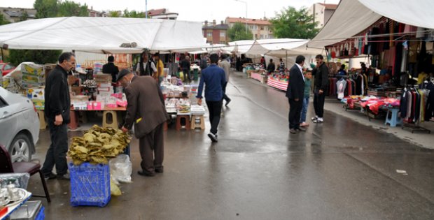 Bayram Pazarı Herkesi Memnun Etti