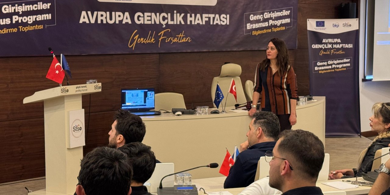 Sivaslı genç girişimcilere Erasmus fırsatları anlatıldı