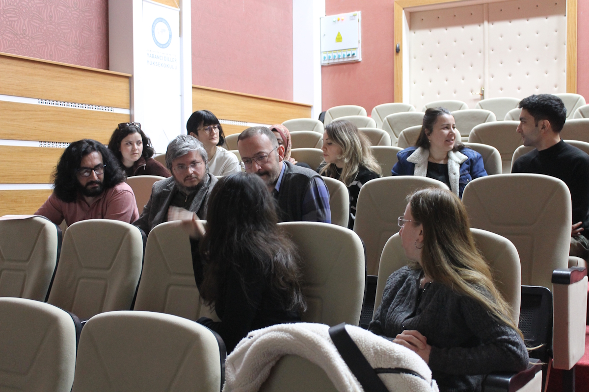 SCÜ'de hizmet içi eğitim programı