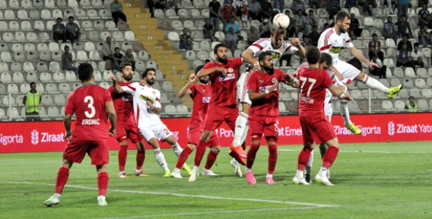 İlk Maçta Elveda