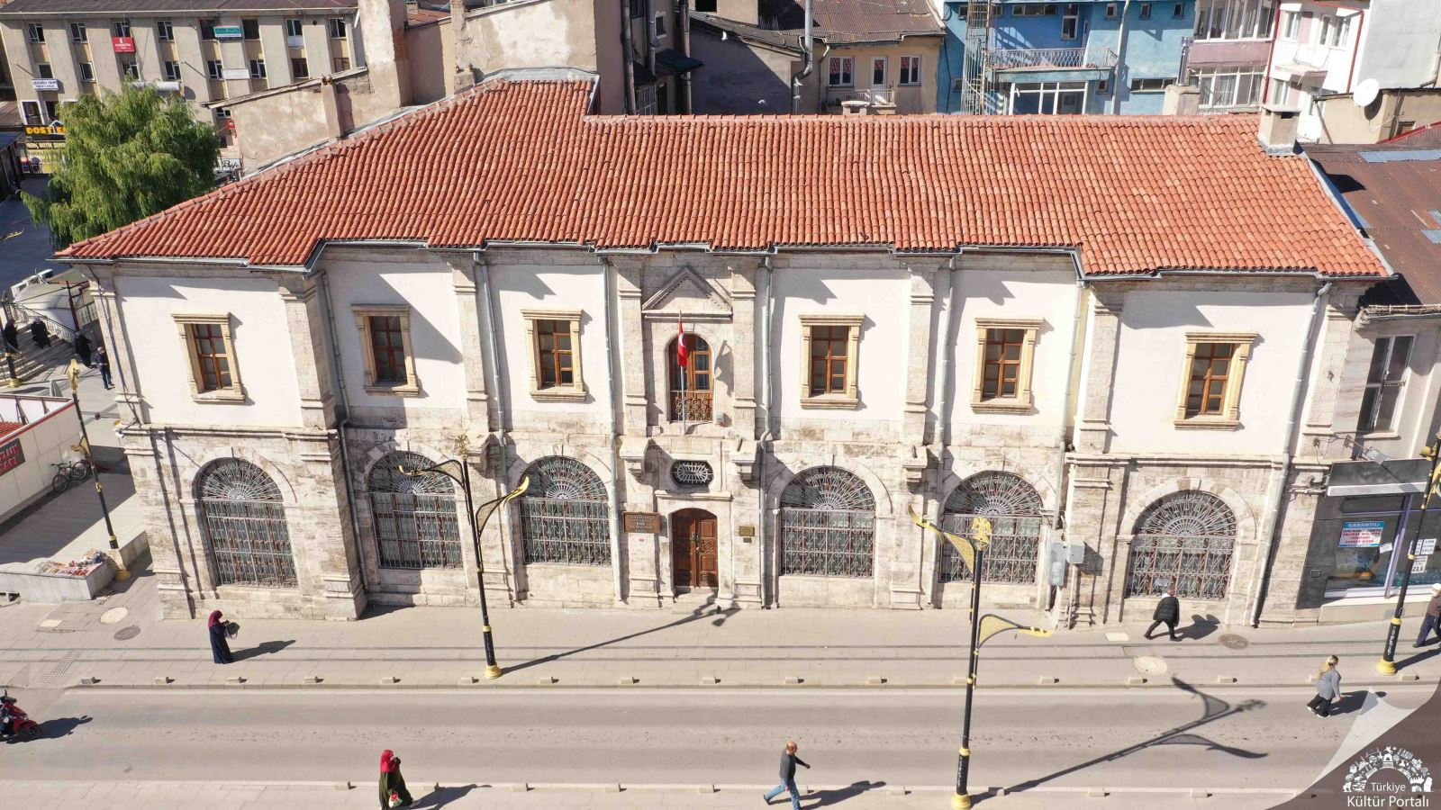 Sivas'ın 120 yıllık kütüphanesi restorasyona alınıyor