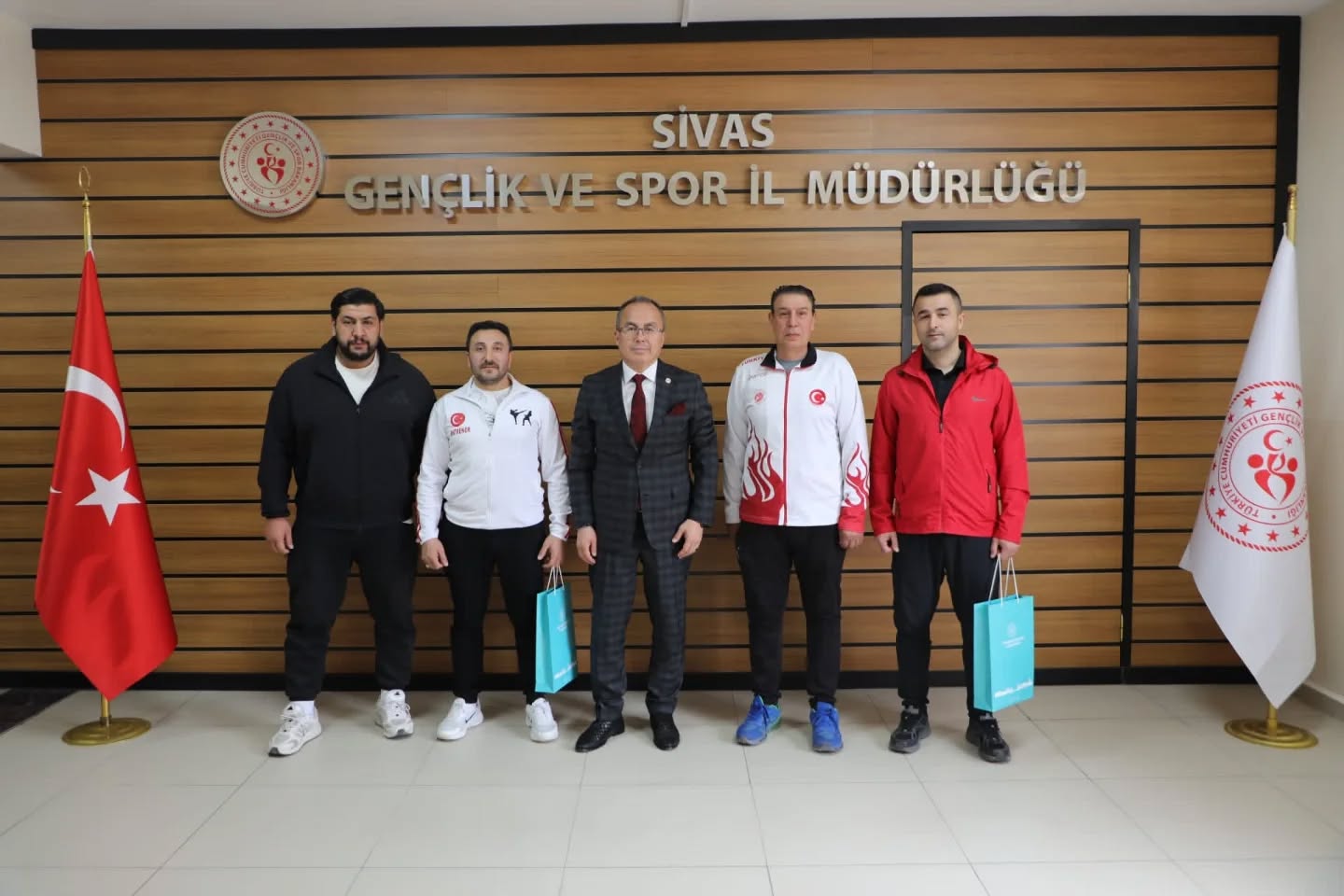 Sivas’tan çifte şampiyona başarısı