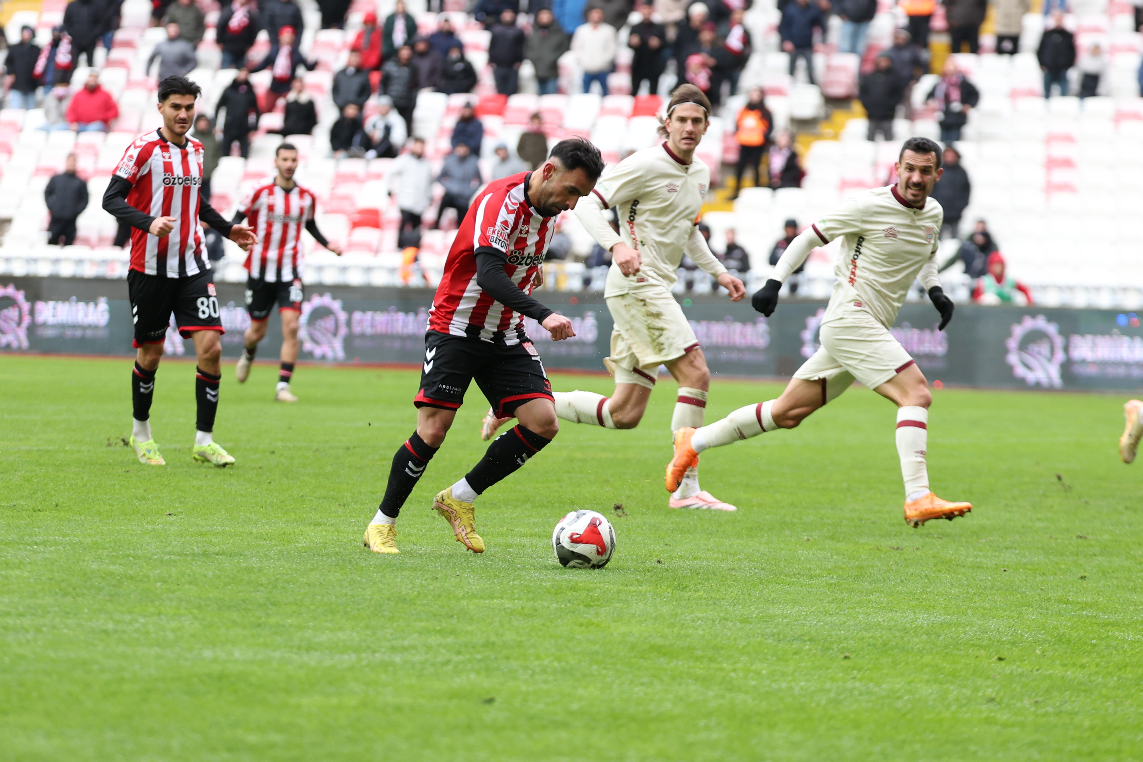 Sivasspor'dan sezon finali! Hedef güzel veda