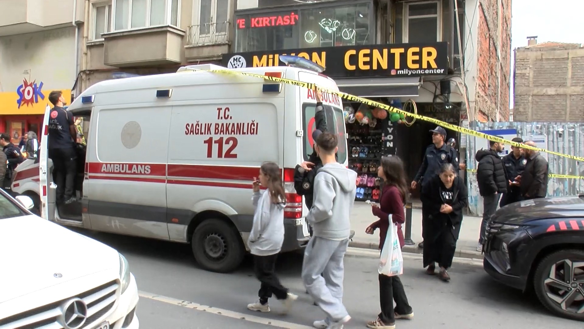 Kayınvalide 25 yaşındaki gelinini silahla öldürdü