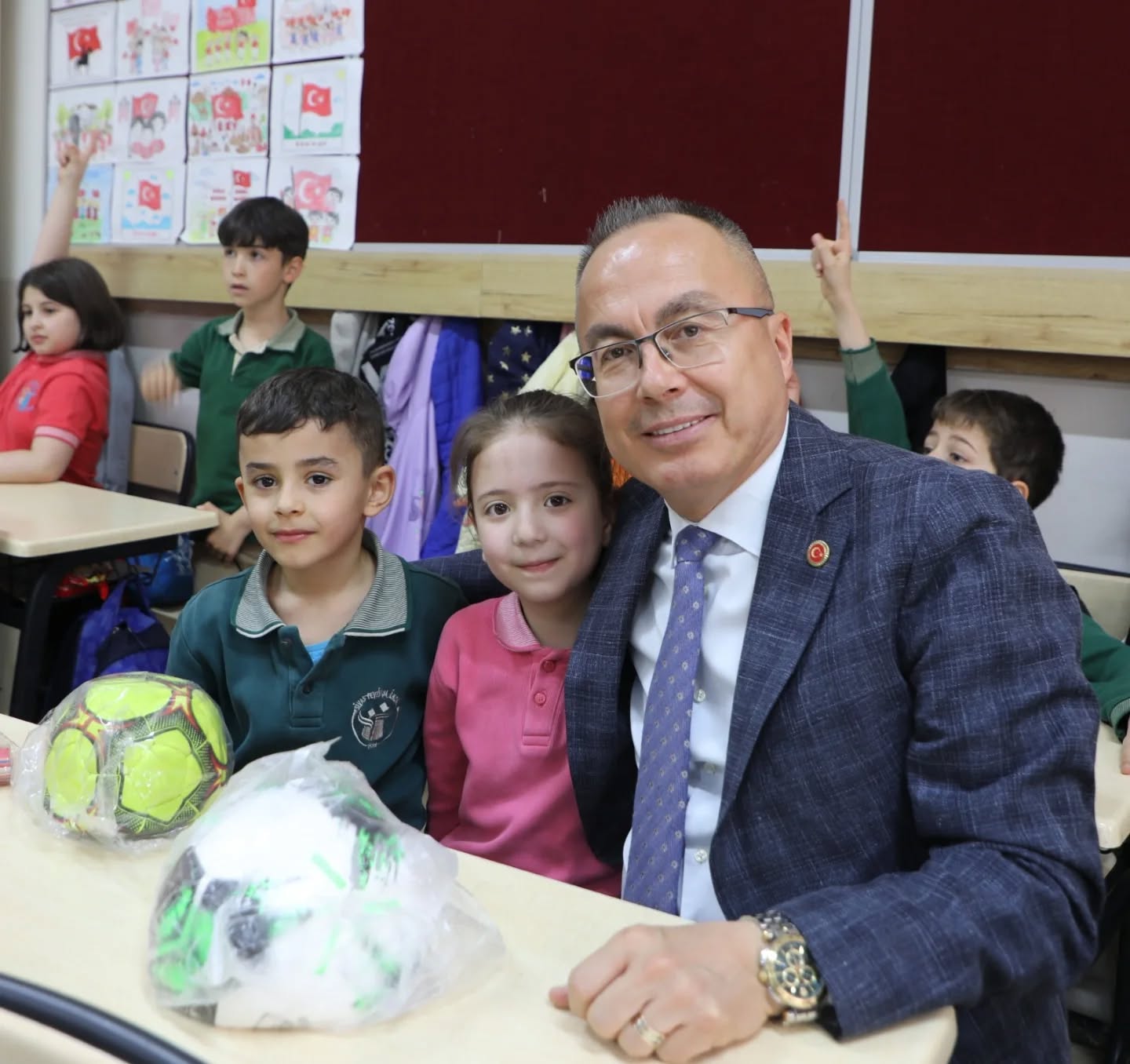 Fevzipaşa İlkokulu’na spor desteği