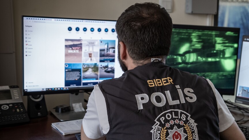 Kirli para trafiği yürüten suç örgütüne ağır darbe