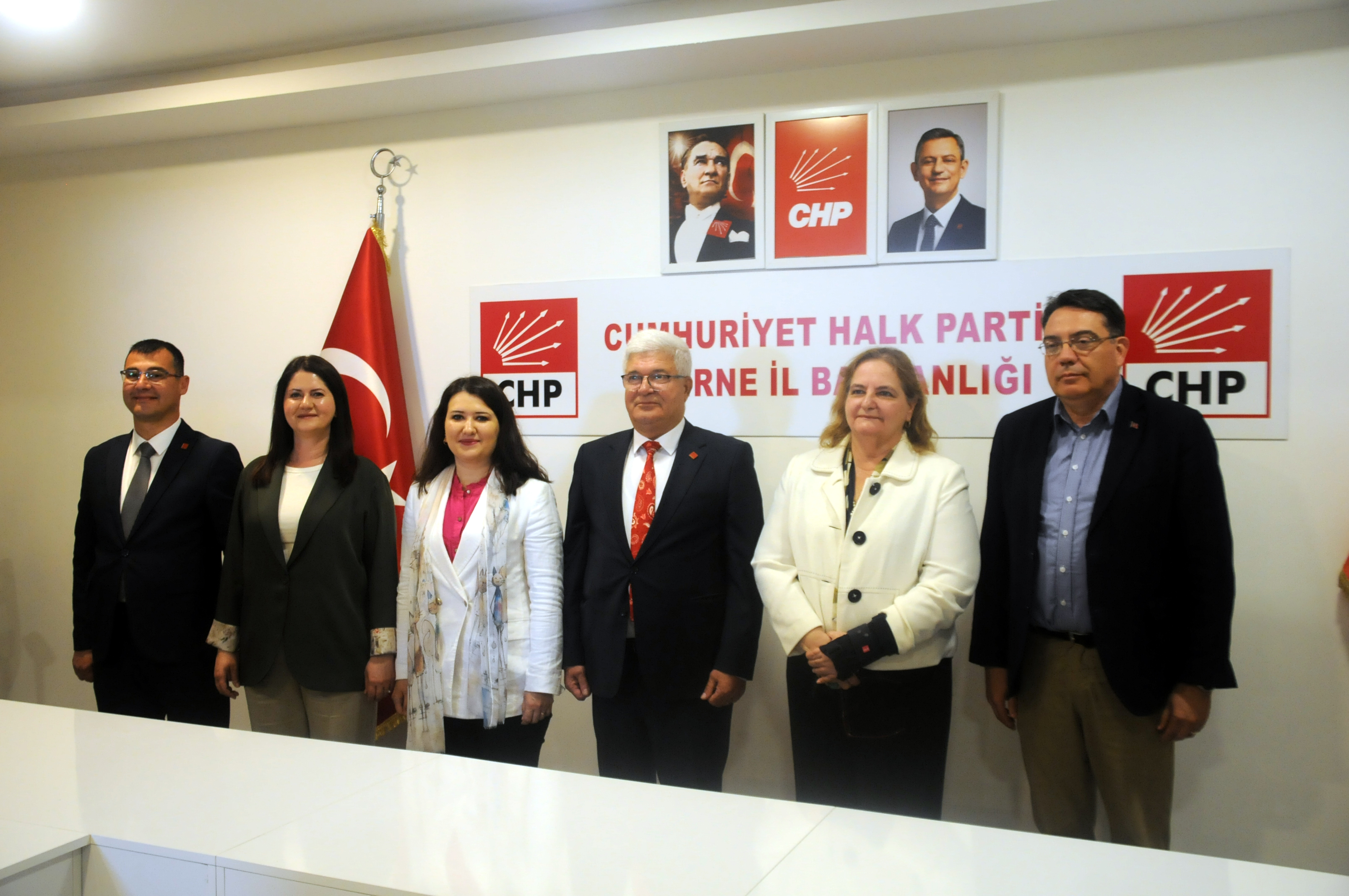 Türkiye ekonomik açıdan doğru kararlarla yönetilmiyor