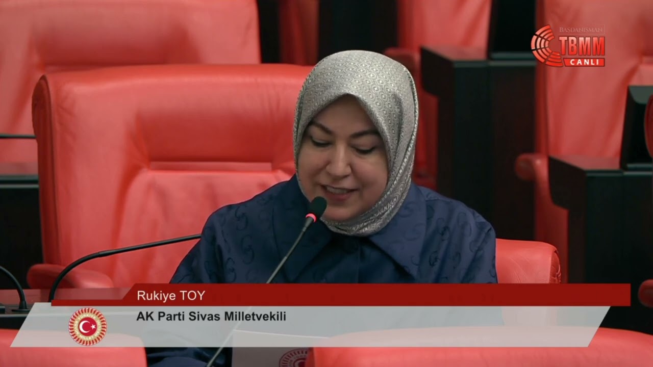 Toy'dan Meclis'te sert tepki: Kutsallarımızı hedef alan bu zihniyeti lanetliyorum