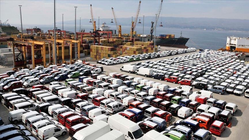 Otomotiv endüstrisi ihracat liderliğini sürdürüyor