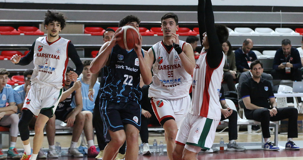 U18 Basketbol Türkiye Şampiyonasında çeyrek finalistler belli oldu