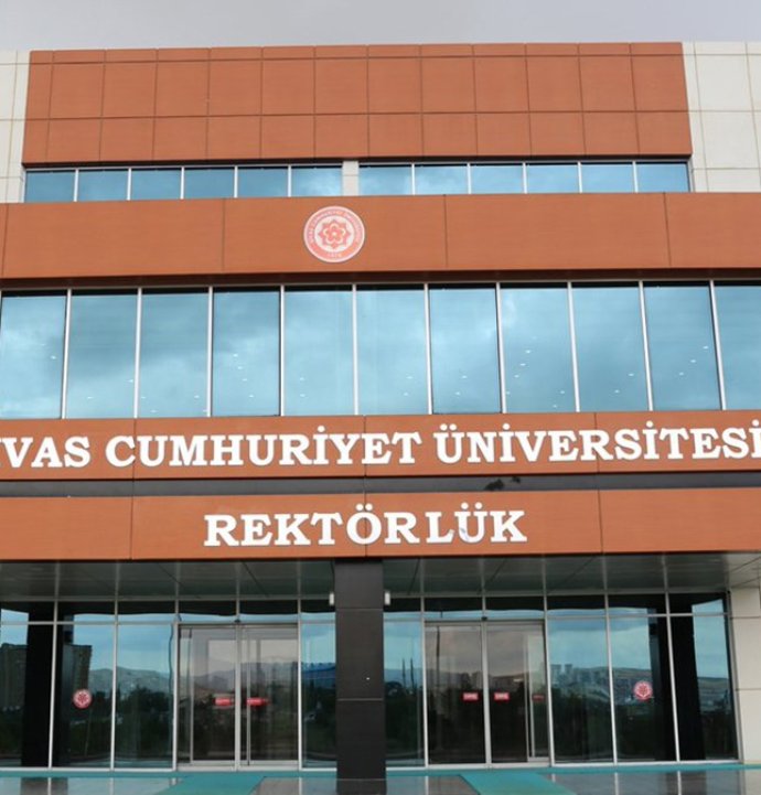 Sivas Cumhuriyet Üniversitesinde yas: Genç eğitimci adayı Ebrar Türkan vefat etti