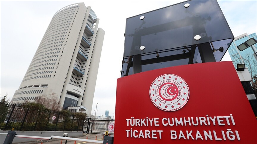 Ticaret Bakanlığından "sıfır cep telefonu satışına taksit" açıklaması