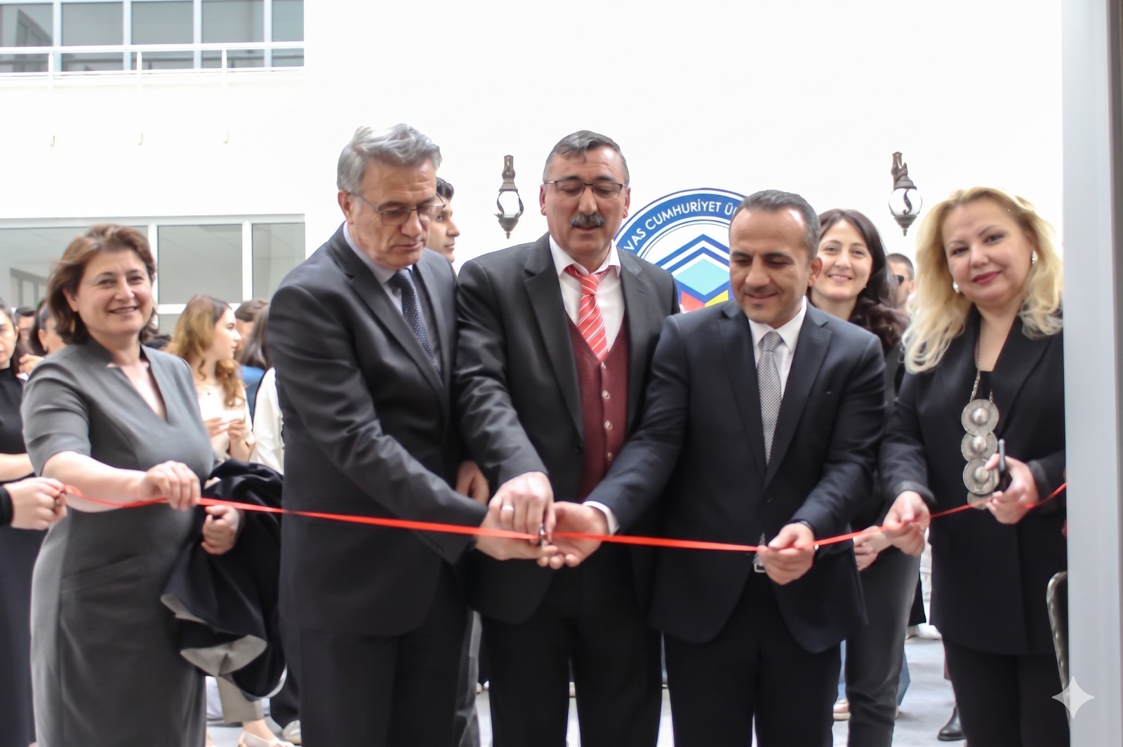 Öğrencilerden sanat dolu sergi