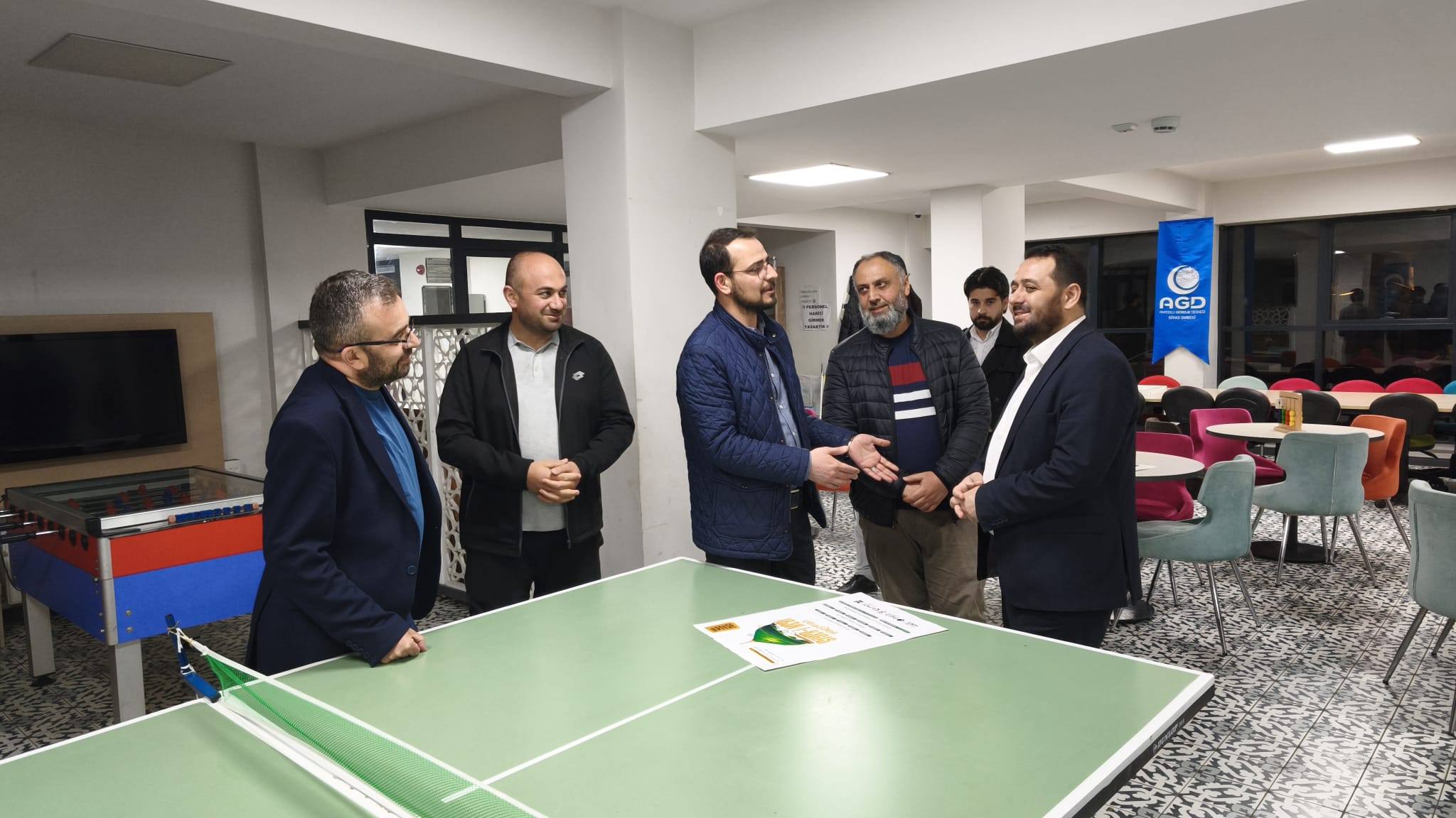 Gençlerle gönül sofrasında buluştu