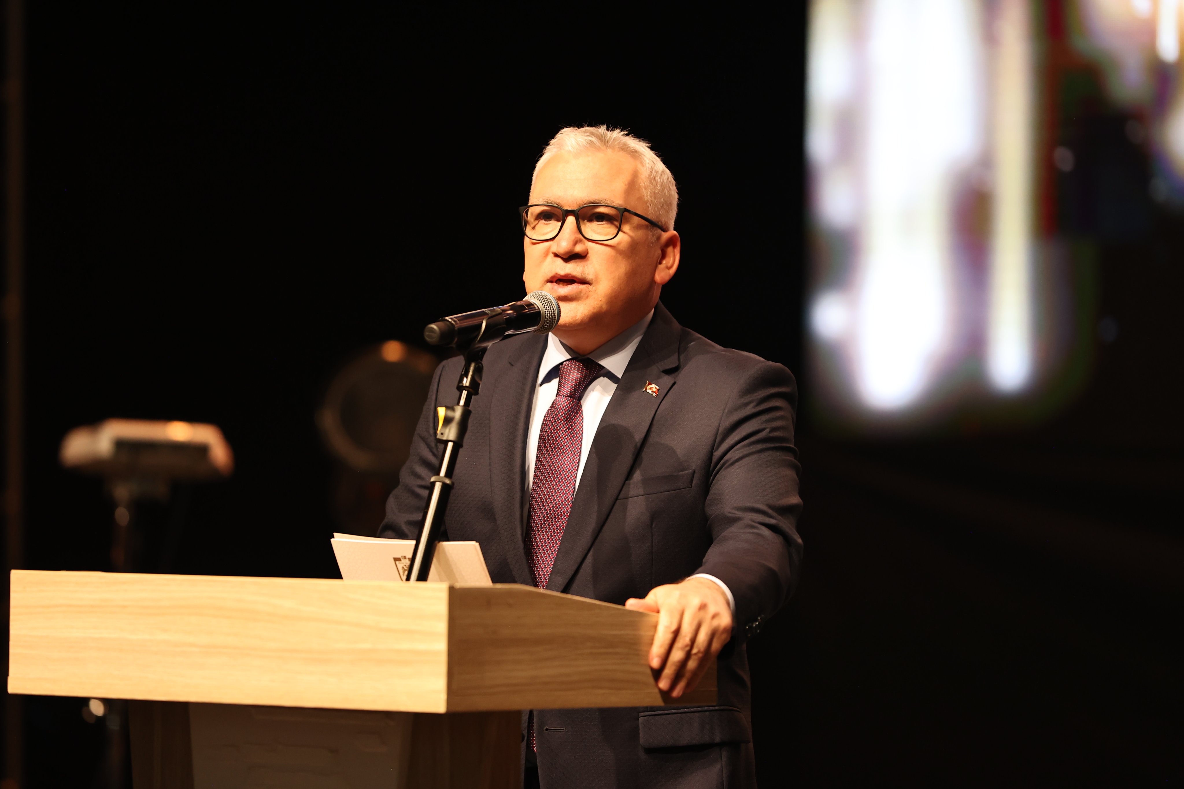 Vali Şimşek: Daha güçlü bir festival hedefliyoruz