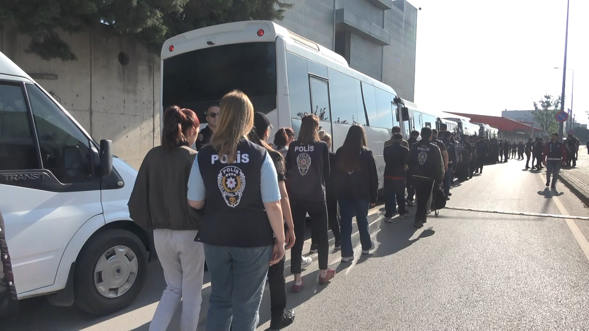 Sivas'ta sahte araç kiralama operasyonu!