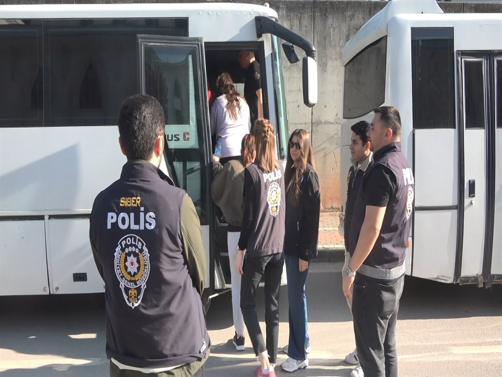 Dolandırıcılık Sivas'a da sıçramıştı! 44 tutuklama