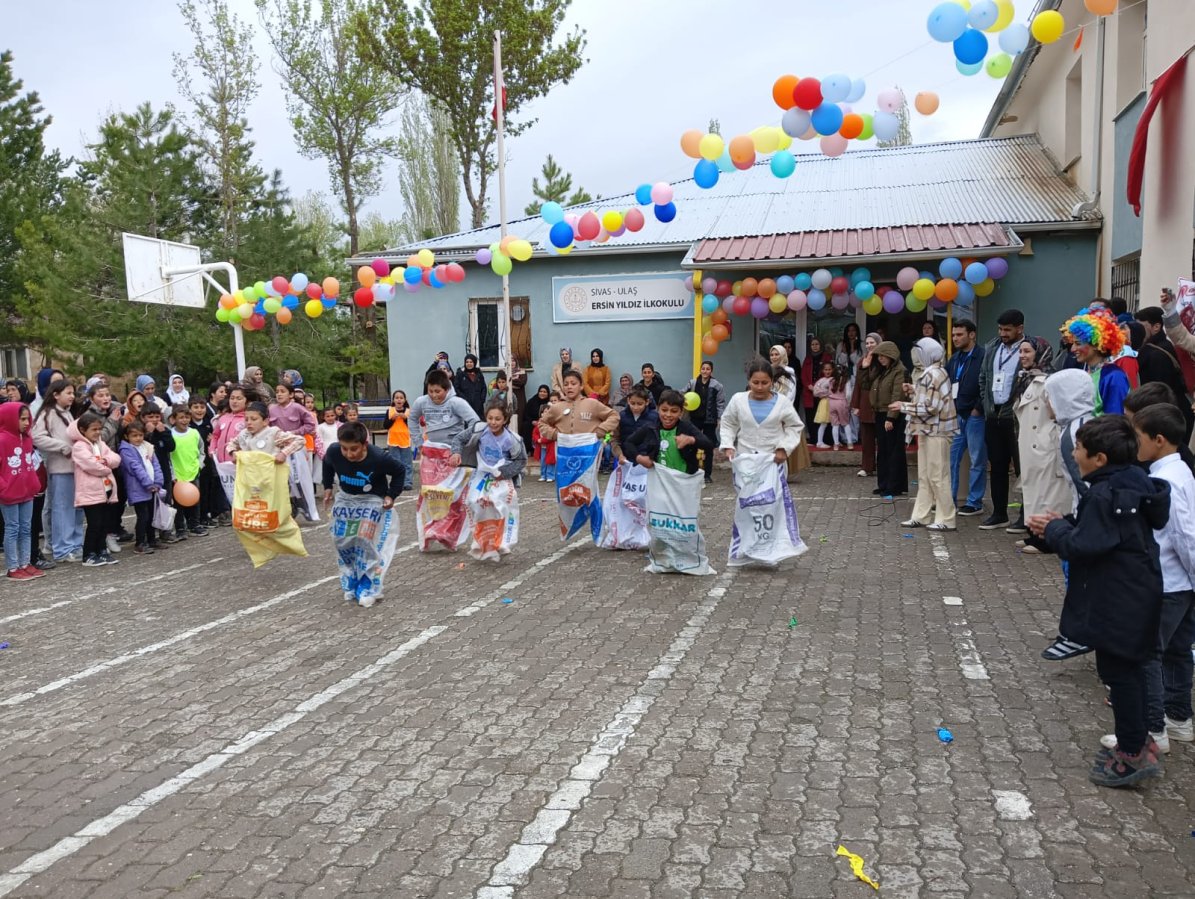Ulaş'ta bahar şenliği düzenlendi